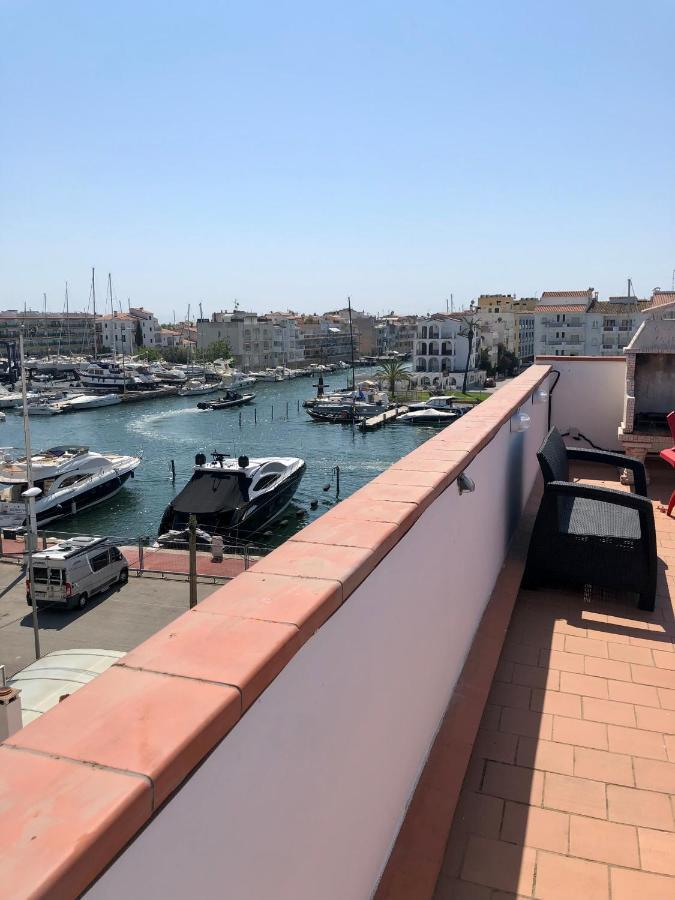 Appartement 80 M2,Port Rhodes D-2 Chambres, Terrasse Panoramique, Vue Sur Le Canal Principal D'Ampuriabrava Exterior foto