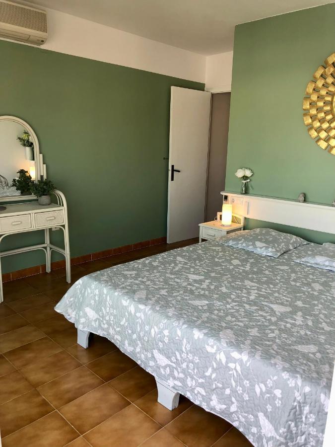 Appartement 80 M2,Port Rhodes D-2 Chambres, Terrasse Panoramique, Vue Sur Le Canal Principal D'Ampuriabrava Exterior foto